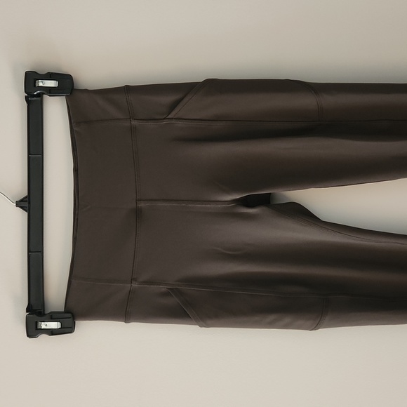 Lululemon Invigorate High Rise Tight 25" Size 4 Olive Green - Picture 9 of 14